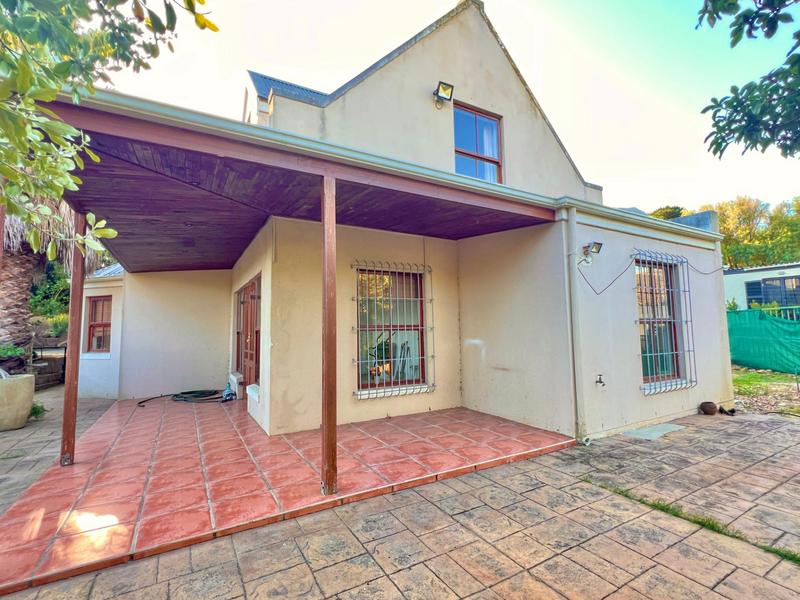 8 Bedroom Property for Sale in Hout Bay Western Cape